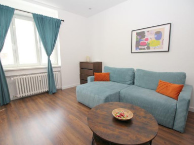 Ponúkame na predaj 2-izb. byt Laurinskej ul., pešia zóna s balkónom