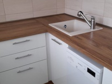 Prenájom 3 izbového menšieho bytu na Adámiho ulici