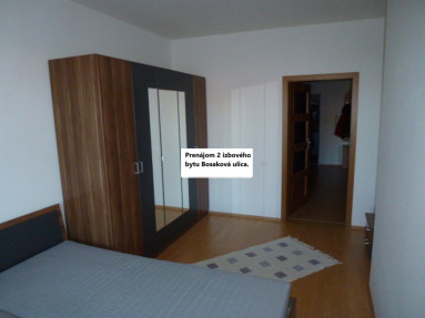 🏡 DLHODOBÝ PRENÁJOM – NOVÝ 2-IZBOVÝ BYT V PETRŽALKE (Bosákova ulica)  📍 Lokalita: Bosáko