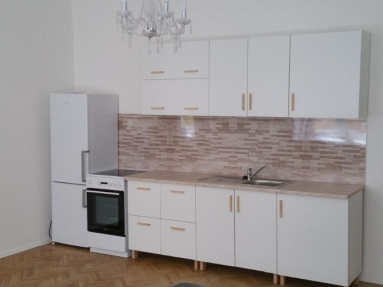 Prenájom 2-izbového bytu v centre – Vajanského nábrežie, Bratislava I 🏠 Byt:  Rozloha: 60