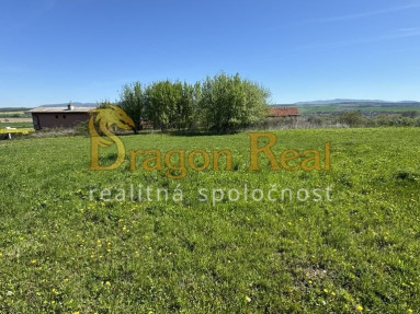 PREDAJ – pozemok na výstavbu domu 531 m2 – BRETEJOVCE