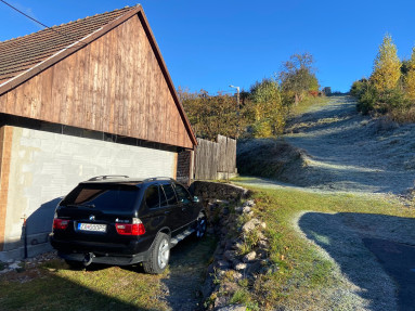 HORNÝ TURČEK PARKOVISKO