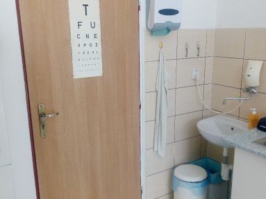 Ambulancia sestrička 4