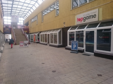 171107_HS117103_exteriér_S strana + pasáž