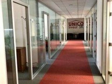 Ponúkame na prenájom priestory v budove oproti IKEA