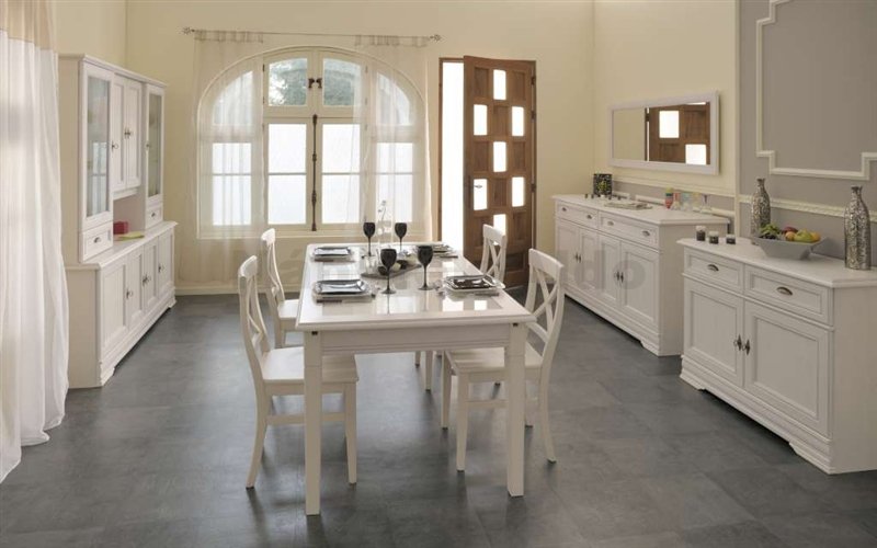 Rustikálny nábytok dodá starodávny nádych